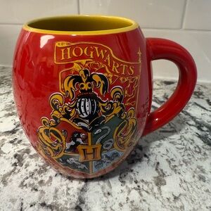 Hogwarts Crest Mug